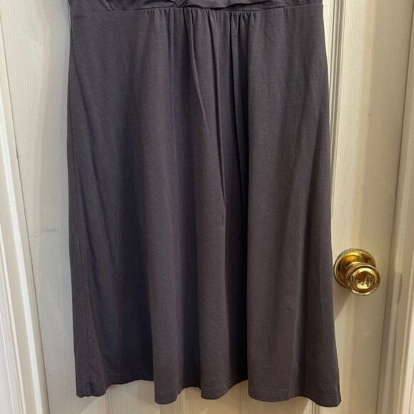 Garnet Hill Twist Front Short Sleeve Stretchy Shirt Dress Size Small V Neck Gray - Picture 2 of 2